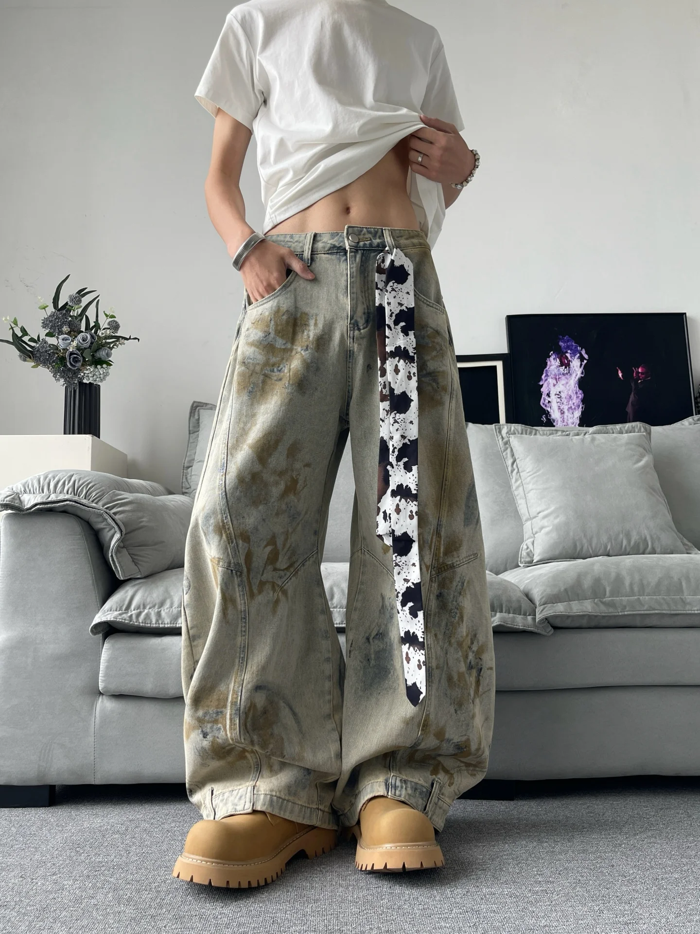 American Deconstructed Tie-Dye Wide Leg Jeans Men's High Street Washed Hip Hop Desert Style Vintage Loose Fit Floor-Length Pants
American Deconstructed Tie-Dye Wide Leg Jeans Men's High Street Washed Hip Hop Desert Style Vintage Loose Fit Floor-Length Pants