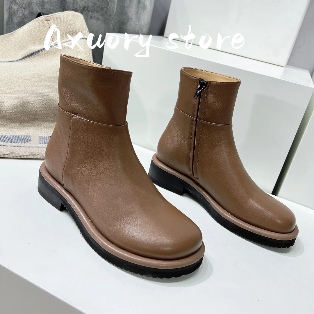 2023 New Women's Boots Sheepskin Material Round Head Winter Style Daily Shopping Versatile Casual
2023 New Women's Boots Sheepskin Material Round Head Winter Style Daily Shopping Versatile Casual