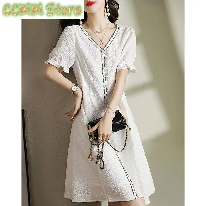 Fashion V-Neck Button Loose Folds Ruffles Mini Dress Women's Clothing Summer New Short Sleeve Office Lady Elegant Dress
Fashion V-Neck Button Loose Folds Ruffles Mini Dress Women's Clothing Summer New Short Sleeve Office Lady Elegant Dress