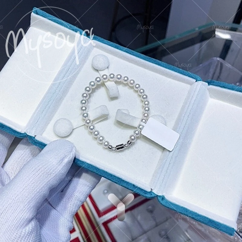 MYSOYA 5-6mm Classic White Freshwater Pearl Bracelet with Gift Box, for Him/ Her, Perfect for Birthday/ Wedding Gift A0135
MYSOYA 5-6mm Classic White Freshwater Pearl Bracelet with Gift Box, for Him/ Her, Perfect for Birthday/ Wedding Gift A0135