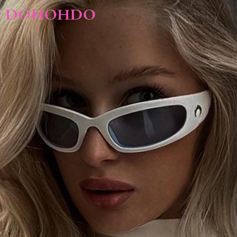 DOHOHDO Y2K Sunglasses Women Men Oversized Trendy Wrap Around Sunglasses Punk One Piece Goggles Sports Sun Glass Shades Eyewear
DOHOHDO Y2K Sunglasses Women Men Oversized Trendy Wrap Around Sunglasses Punk One Piece Goggles Sports Sun Glass Shades Eyewear