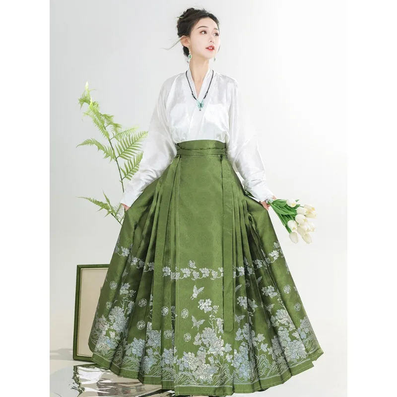 New Chinese Style Mamianqun Suit Airplane Sleeve Top Women Daily Hanfu Casual Outfit
New Chinese Style Mamianqun Suit Airplane Sleeve Top Women Daily Hanfu Casual Outfit