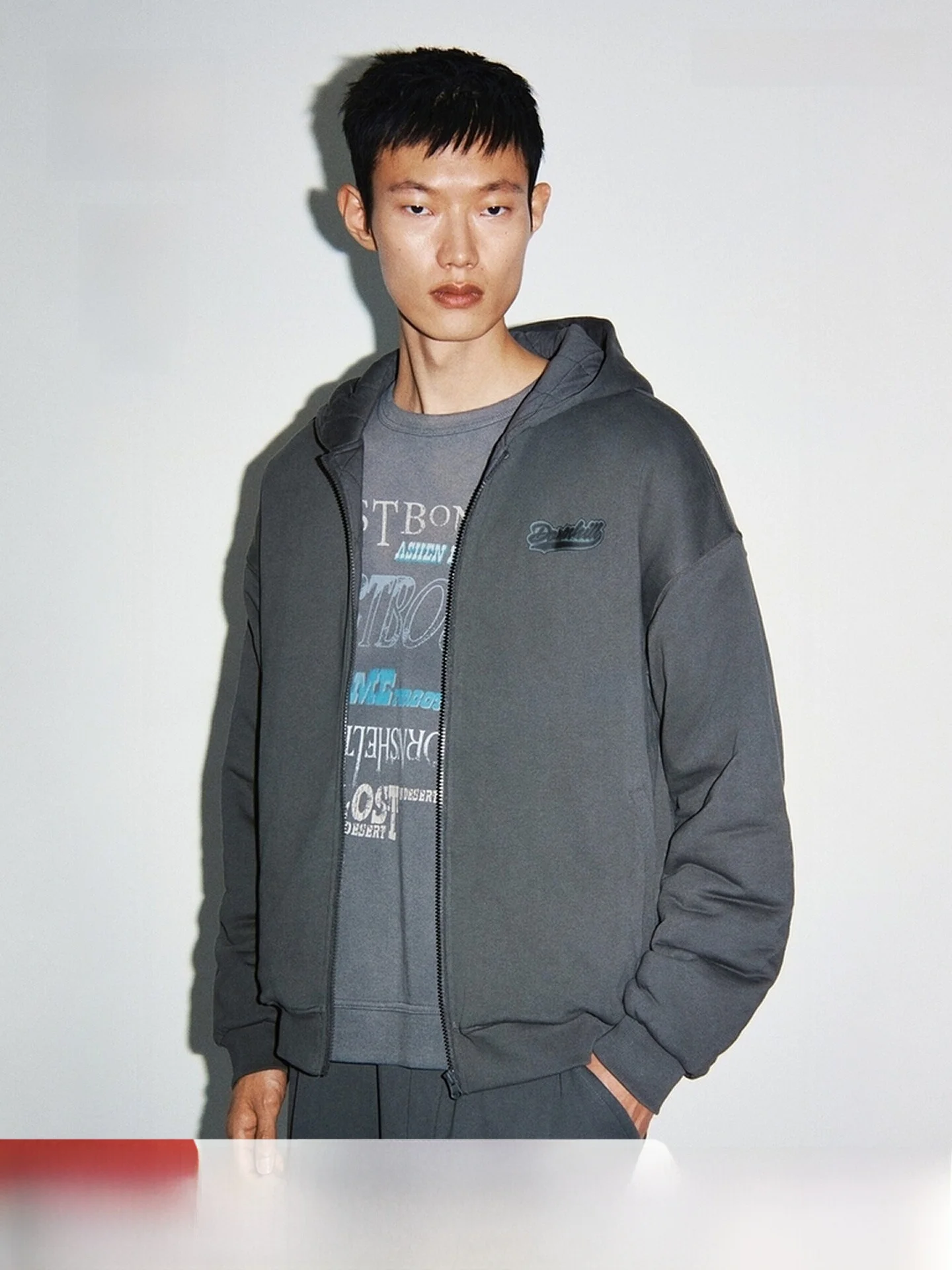 Мужская толстовка свободного кроя на молнии, повседневная, весна 2026, бренд H&M, 100% хлопок, молодежная уличная мода
Мужская толстовка свободного кроя на молнии, повседневная, весна 2026, бренд H&M, 100% хлопок, молодежная уличная мода