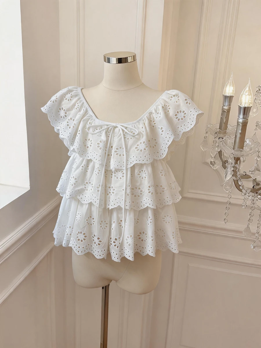 White Lace Trim Short Sleeve Shirt Women's Summer New Versatile Collar Knot Tie Hollow out Flying Sleeve Top
White Lace Trim Short Sleeve Shirt Women's Summer New Versatile Collar Knot Tie Hollow out Flying Sleeve Top