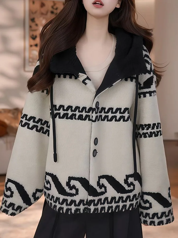 Женская свободная толстовка с капюшоном в стиле ретро, с текстурой и декоративной тесьмой, с длинными рукавами, повседневная, модная, зимняя верхняя одежда
Женская свободная толстовка с капюшоном в стиле ретро, с текстурой и декоративной тесьмой, с длинными рукавами, повседневная, модная, зимняя верхняя одежда