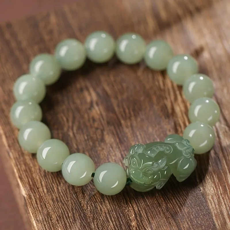 AAA Certified natural Hotan Jade Green round bead Pixiu fashion bracelet
AAA Certified natural Hotan Jade Green round bead Pixiu fashion bracelet
