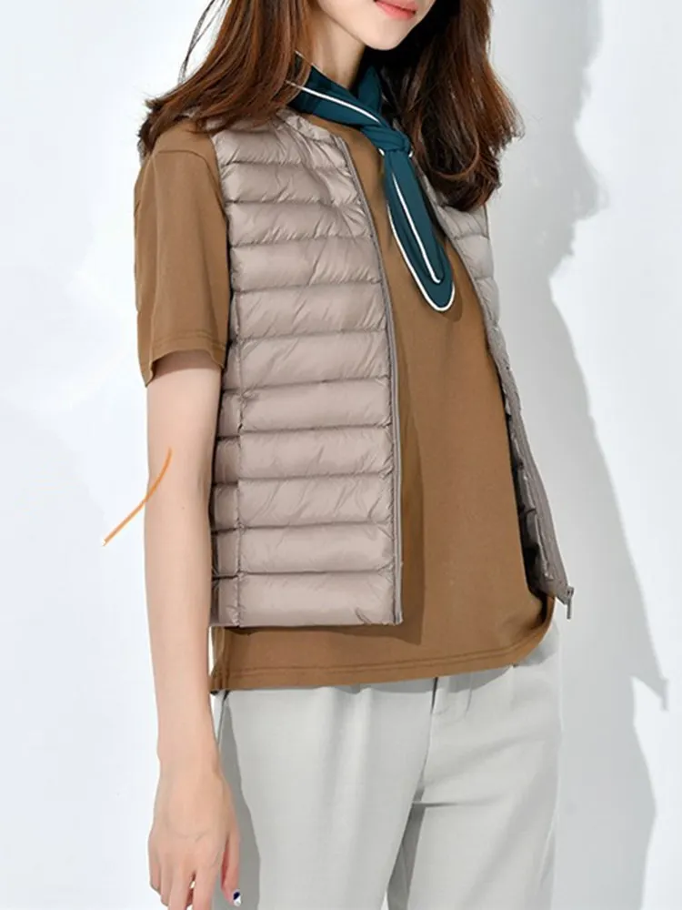 Women Autumn Winter Lightweight White Duck Down Vest For Ladies Sleeveless O Neck Soild Color All Match Warm Chic Down Jacket
Women Autumn Winter Lightweight White Duck Down Vest For Ladies Sleeveless O Neck Soild Color All Match Warm Chic Down Jacket