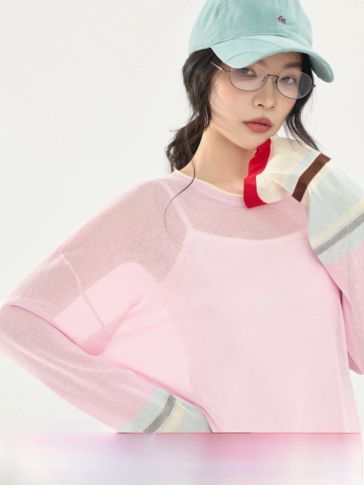 Pink Long Sleeve Knitted T-Shirt Women's Summer New Thin Loose Dopaamine Color Block Lace Cover up Korean Style Commute
Pink Long Sleeve Knitted T-Shirt Women's Summer New Thin Loose Dopaamine Color Block Lace Cover up Korean Style Commute