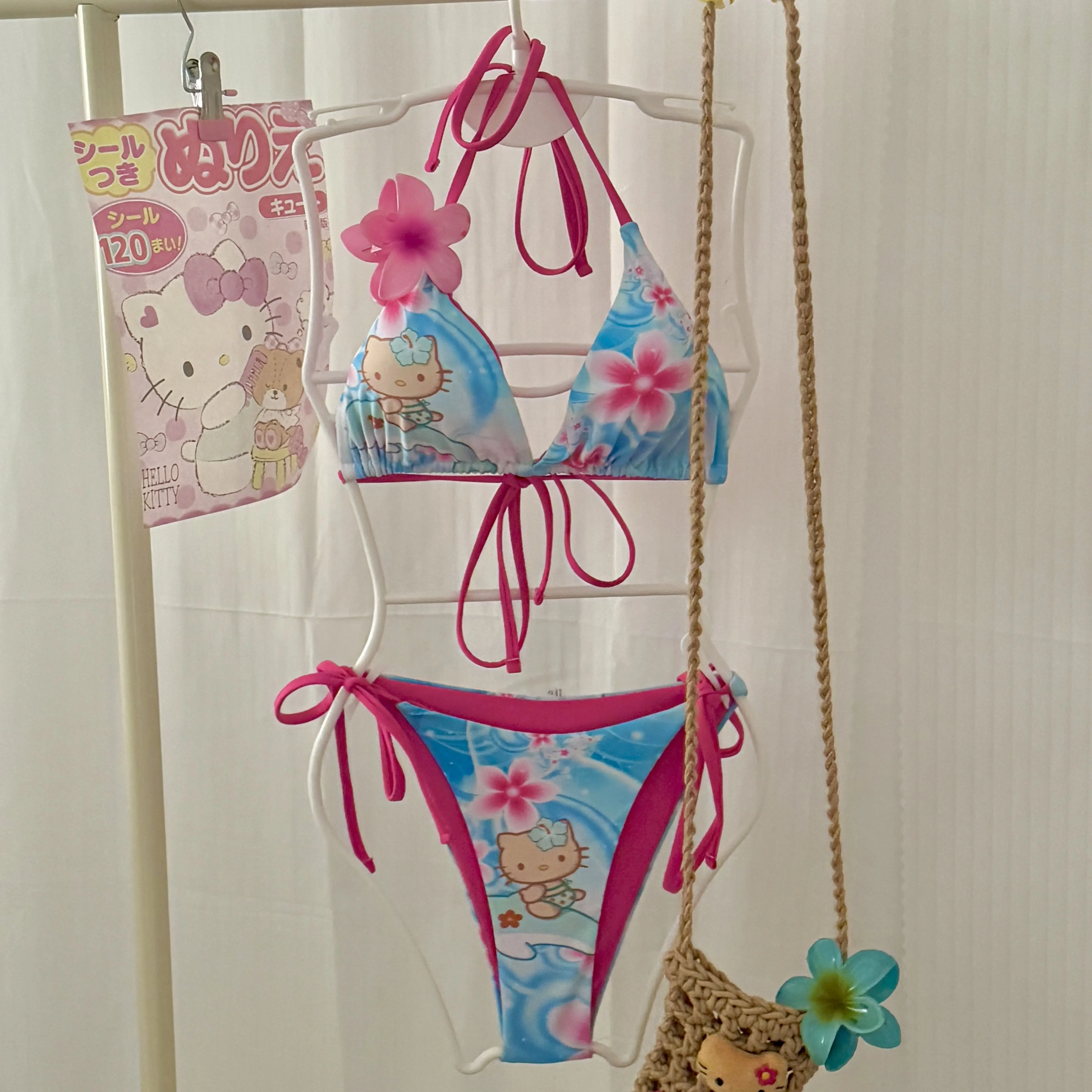 Cartoon Hello Kitty Hot Girls Split Strap Summer Japanese Kawaii Bikini Seaside Fashion Resort Swimsuit Leopard Print Vacation
Cartoon Hello Kitty Hot Girls Split Strap Summer Japanese Kawaii Bikini Seaside Fashion Resort Swimsuit Leopard Print Vacation