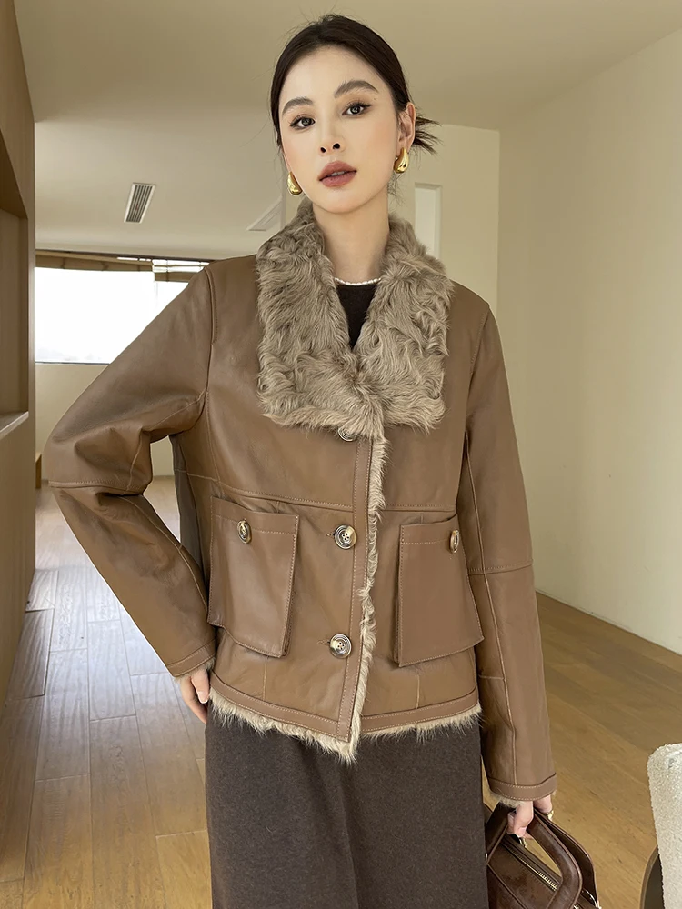 High-end Luxury Genuine Leather Real Fur Winter Jackets for Women 2026 New Simple Vintage Short Natural Sheepskin Lamb Fur Coat
High-end Luxury Genuine Leather Real Fur Winter Jackets for Women 2026 New Simple Vintage Short Natural Sheepskin Lamb Fur Coat