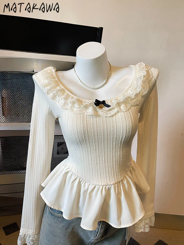 Matakawa Ruffles Blouses Women Tops Y2k Autumn Winter Sweet Vintage Lace Shirts Korean Fashion Elegant Blusas Mujer
Matakawa Ruffles Blouses Women Tops Y2k Autumn Winter Sweet Vintage Lace Shirts Korean Fashion Elegant Blusas Mujer