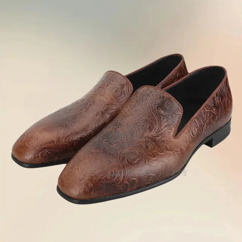 Brown Carving Floral Pattern Square Toe Loafers Fashion Slip On Men Shoes Luxury Handmade Party Feast Banquet Men Casual Shoes
Brown Carving Floral Pattern Square Toe Loafers Fashion Slip On Men Shoes Luxury Handmade Party Feast Banquet Men Casual Shoes