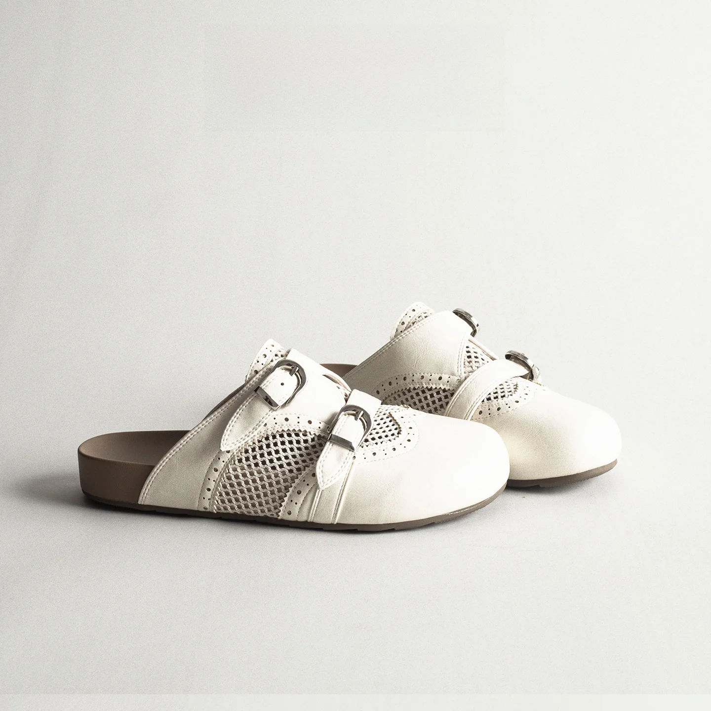 Genuine Leather Vintage Carved Head Half Slippers Women Outdoor Breathable Casual Slip-On Thick Heel Mules
Genuine Leather Vintage Carved Head Half Slippers Women Outdoor Breathable Casual Slip-On Thick Heel Mules