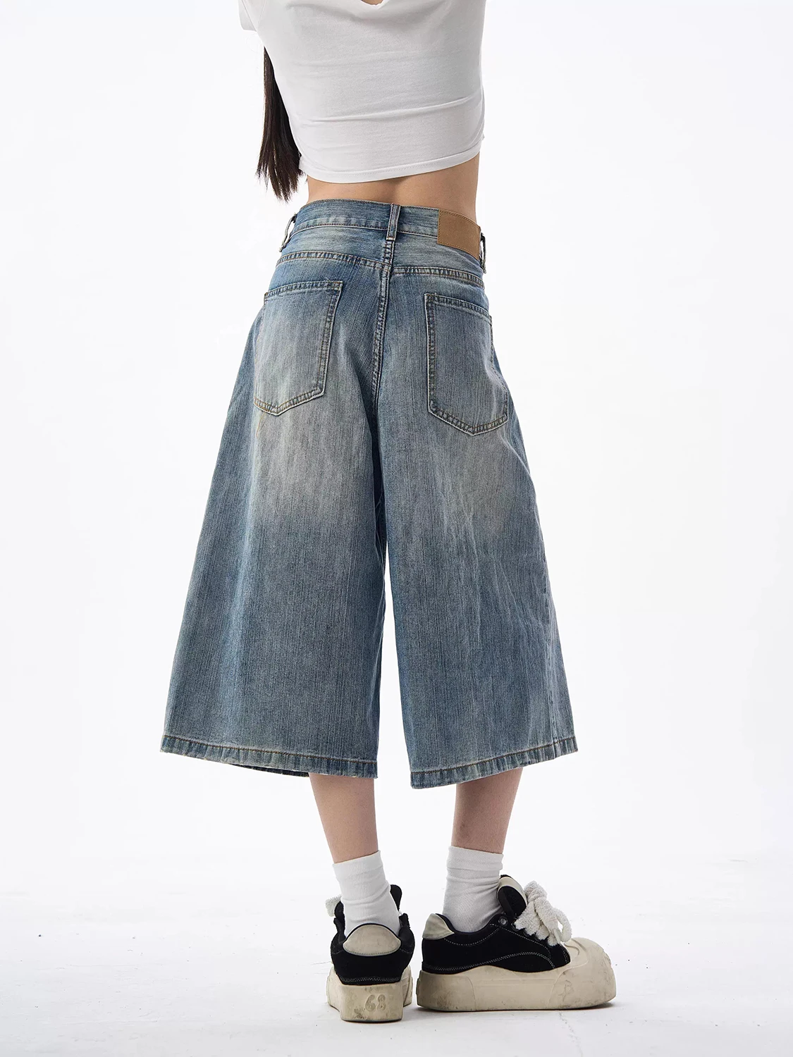 Мужские повседневные джинсы свободного кроя в стиле ретро с принтом «Молния» (семь пятниц и воскресенье), прямые широкие брюки для уличной моды
Мужские повседневные джинсы свободного кроя в стиле ретро с принтом «Молния» (семь пятниц и воскресенье), прямые широкие брюки для уличной моды