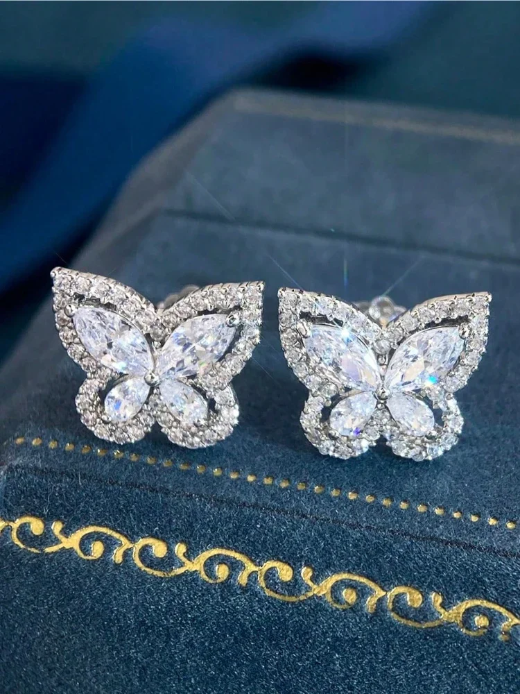925 Sterling Silver Simple Sparkling Hollowed Butterfly Zircon Earrings For Women Anniversary Party High Quality Fine Jewelry
925 Sterling Silver Simple Sparkling Hollowed Butterfly Zircon Earrings For Women Anniversary Party High Quality Fine Jewelry