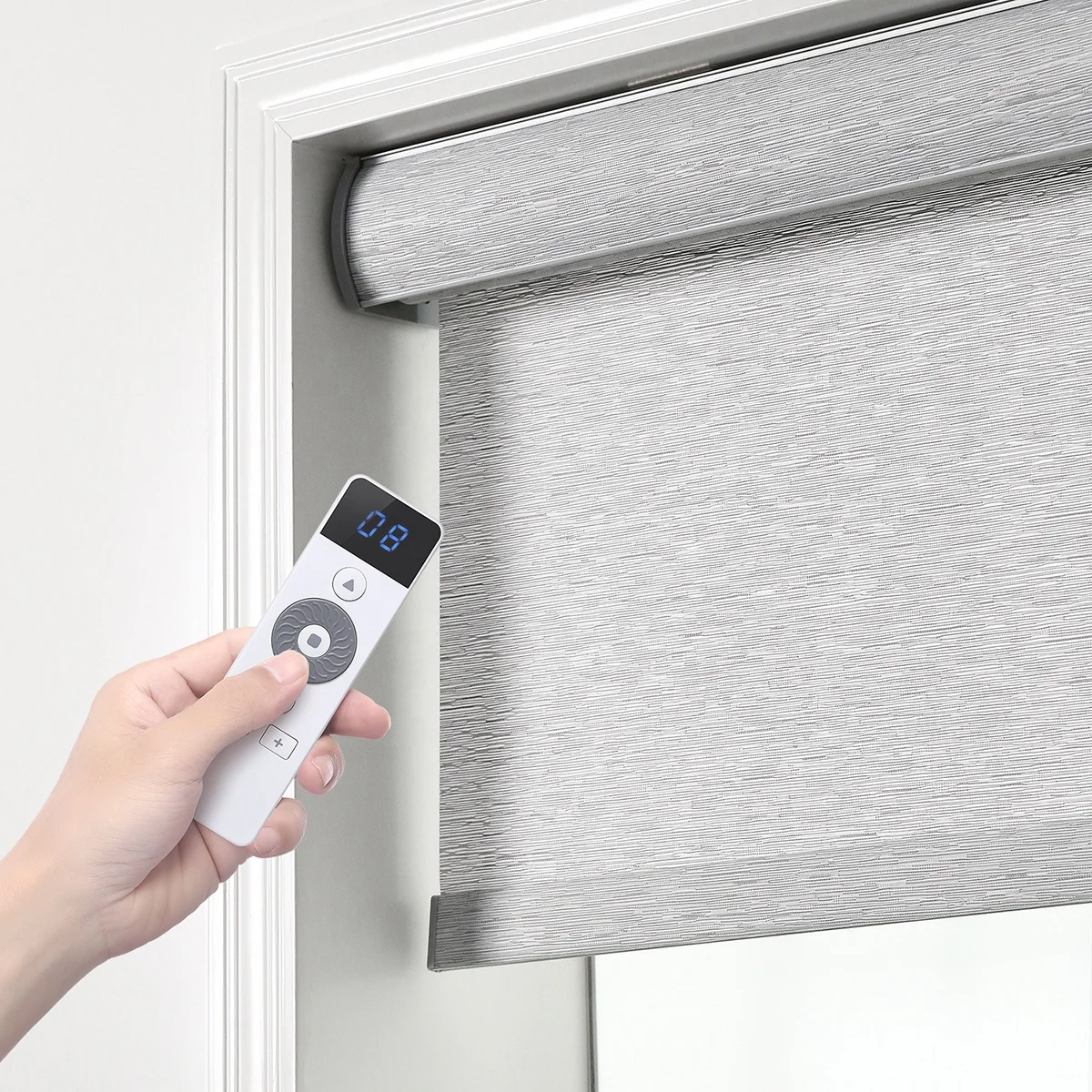 Commercial Elegant Motorized Smart Roller Blinds Windproof Automatic Window Roller Blinds for Windows
Commercial Elegant Motorized Smart Roller Blinds Windproof Automatic Window Roller Blinds for Windows