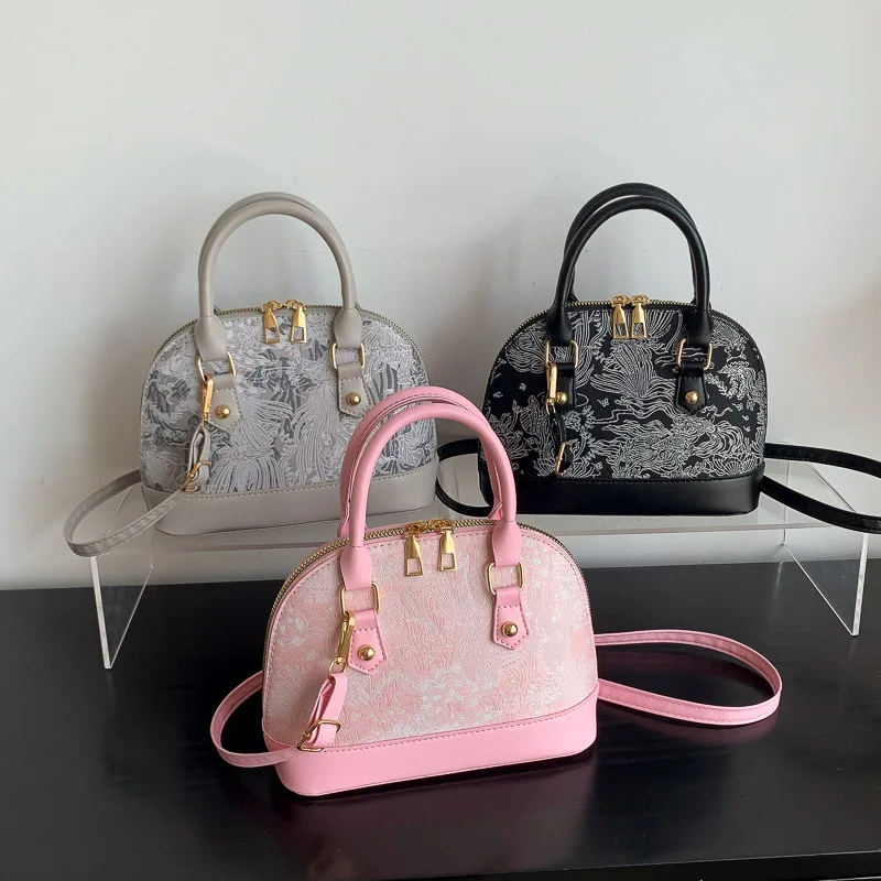 New Women's Crossbody Bag Fashionable and High-quality Commuting Storage Bag Versatile and Multifunctional Girl's Phone Bag
New Women's Crossbody Bag Fashionable and High-quality Commuting Storage Bag Versatile and Multifunctional Girl's Phone Bag