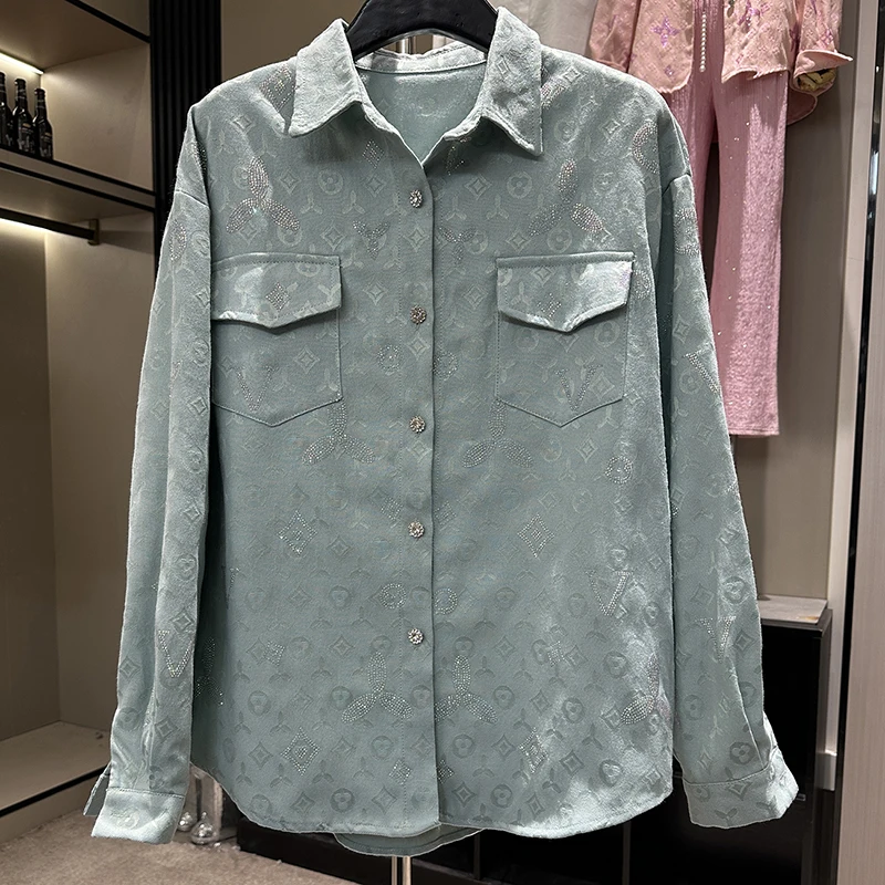 Women's 2025 Spring Autumn new loose casual top high end temperament heavy-duty printed hot stamping denim shirt jacket
Women's 2025 Spring Autumn new loose casual top high end temperament heavy-duty printed hot stamping denim shirt jacket