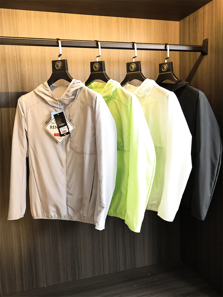 Functional Waterproof Breathable UPF≥50 Men's Thin Ice Silk Skin-friendly Hooded Jacket Outerwear Fashionable Urban Style Sum...
Functional Waterproof Breathable UPF≥50 Men's Thin Ice Silk Skin-friendly Hooded Jacket Outerwear Fashionable Urban Style Sum...