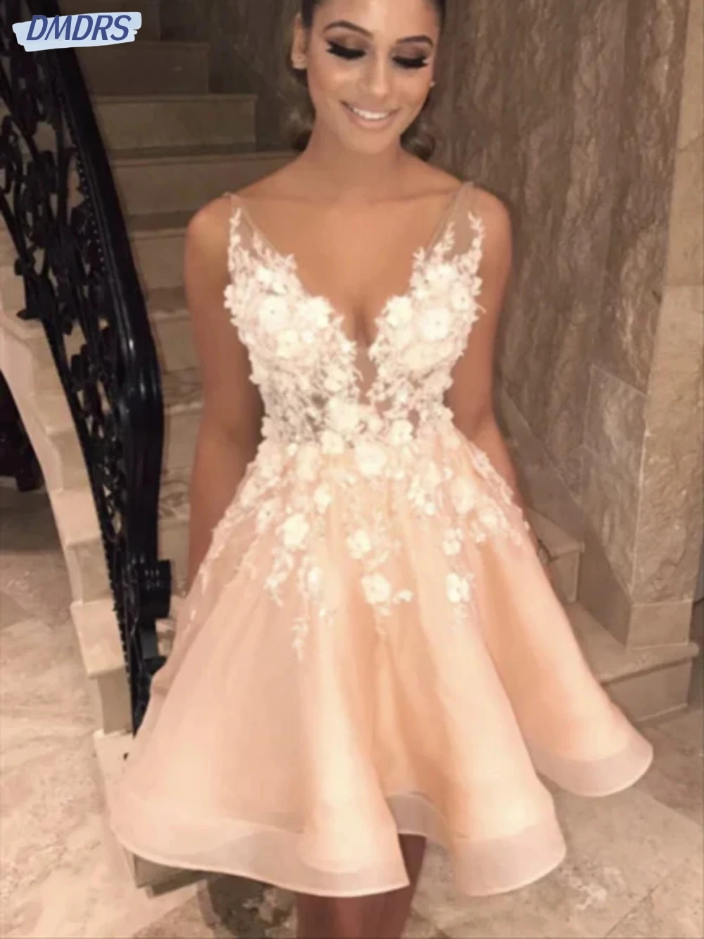 Princess V-neck Evening Dresses Party Backless Homecoming Dress For Bride Classic Above Knee Bridal Gown Vestido De Novia
Princess V-neck Evening Dresses Party Backless Homecoming Dress For Bride Classic Above Knee Bridal Gown Vestido De Novia