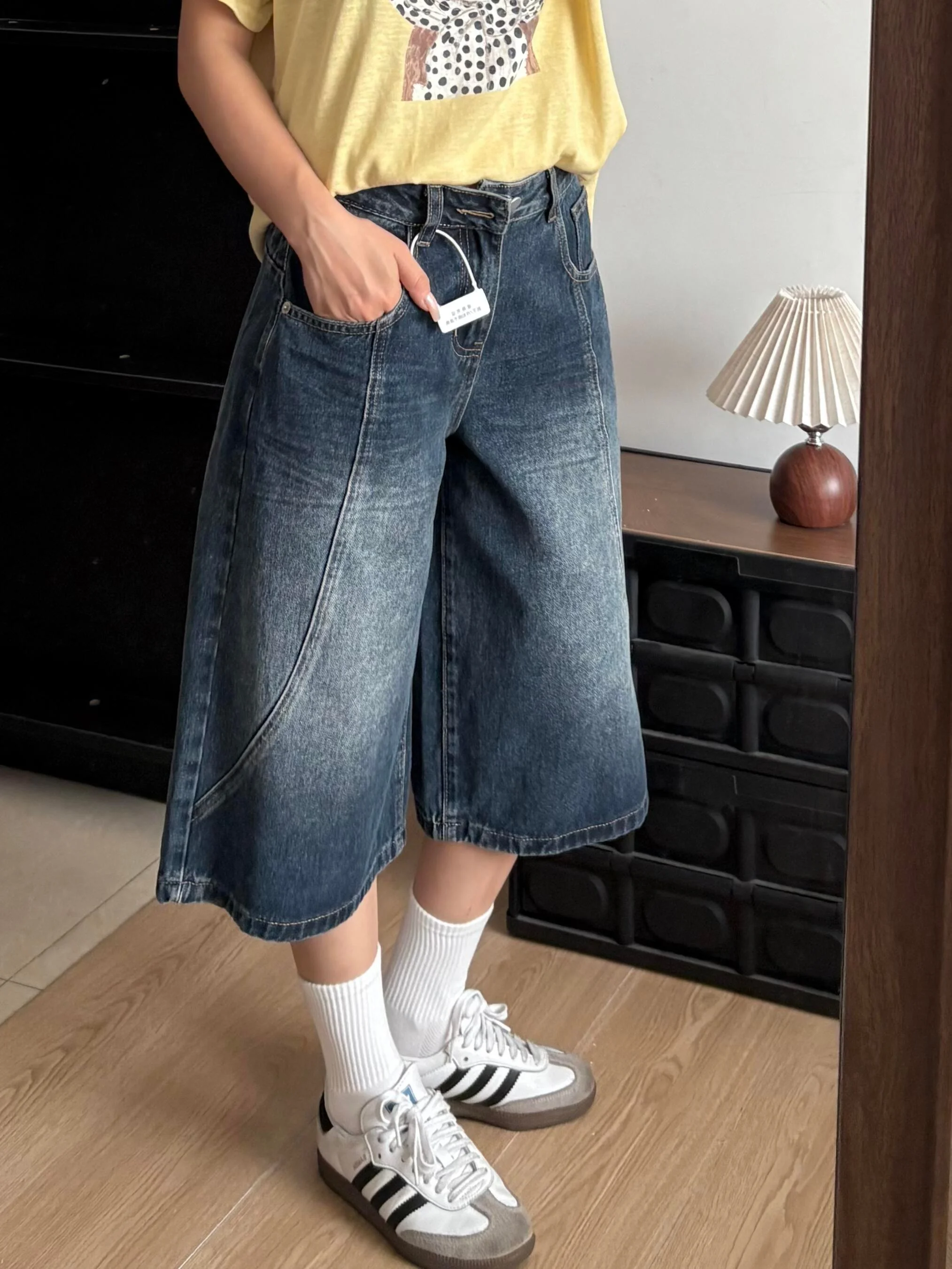 American Style Loose Fit Wide Leg Blue Jeans Women's Summer Thin High Waist plus Size Comfortable Slimming Casual Trousers
American Style Loose Fit Wide Leg Blue Jeans Women's Summer Thin High Waist plus Size Comfortable Slimming Casual Trousers