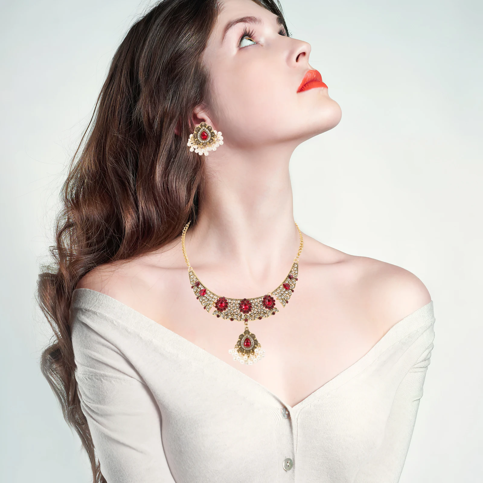 Necklaces for Women Pearl Water Drop Gem Ladies Jewellery Circle Pendant Necklacenecklaces 
Necklaces for Women Pearl Water Drop Gem Ladies Jewellery Circle Pendant Necklacenecklaces