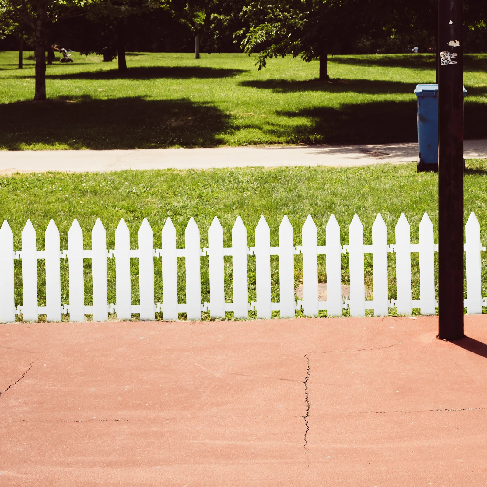 10 Pcs White Plastic Fence Panels for Garden Yard Christmas Decor Durable Miniature Landscape Fence Gardening Supplies Outdoor
10 Pcs White Plastic Fence Panels for Garden Yard Christmas Decor Durable Miniature Landscape Fence Gardening Supplies Outdoor