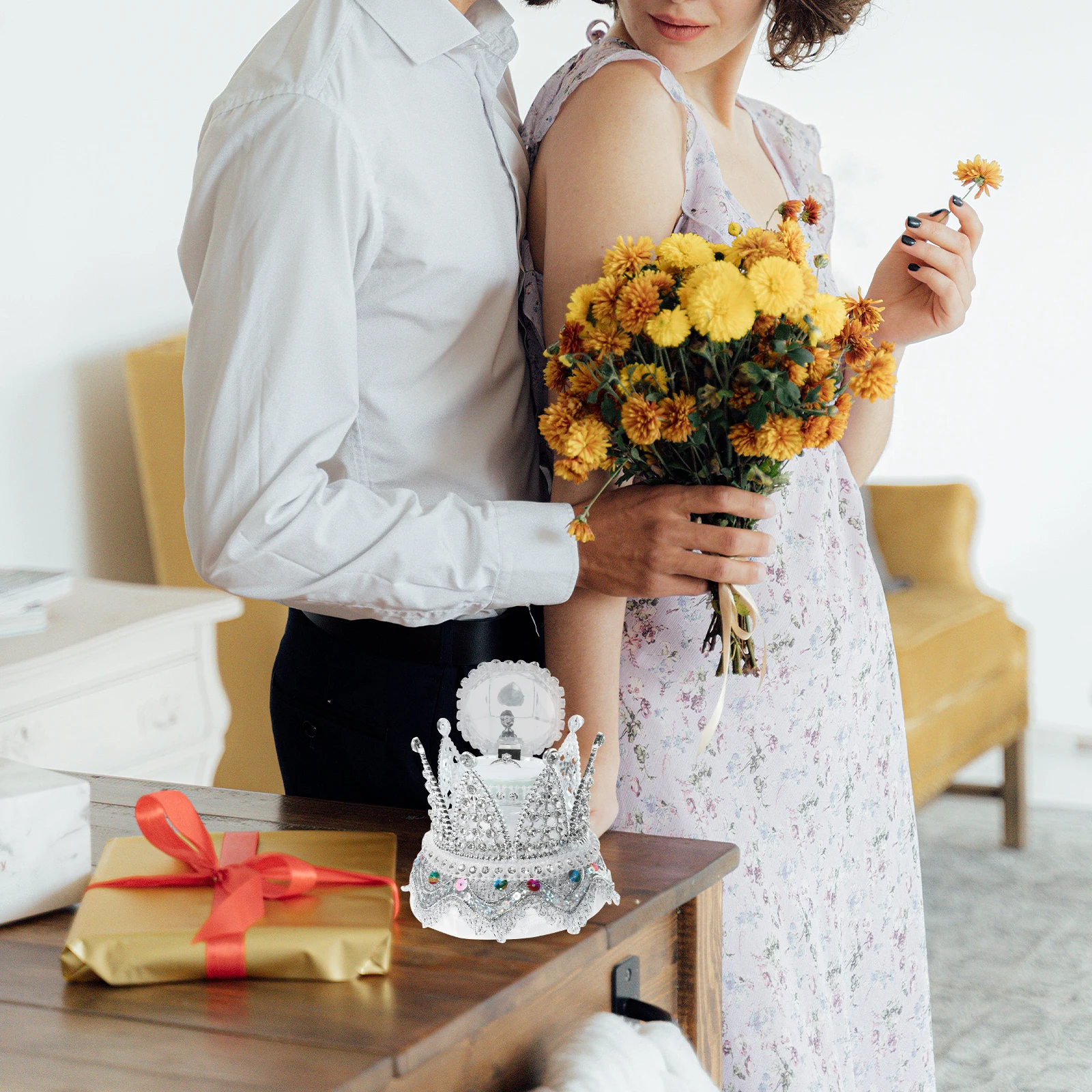 Ring Box for Proposal Valentine Wedding Party Portable Crown Shaped Ring Holder Engagement Ceremony Jewelry Storage ganizer
Ring Box for Proposal Valentine Wedding Party Portable Crown Shaped Ring Holder Engagement Ceremony Jewelry Storage ganizer