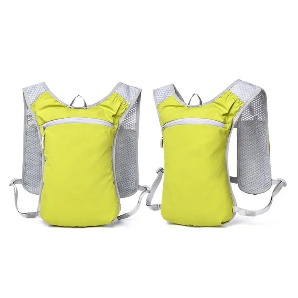Reflective Running Hydration Vest Bag Quick Dry Padded Strap Outdoor Running Vest Ultra-Light Nylon Material
Reflective Running Hydration Vest Bag Quick Dry Padded Strap Outdoor Running Vest Ultra-Light Nylon Material