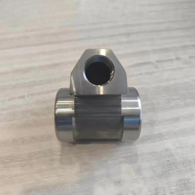15247208 Seal Housing for Sandvi Hl 510 Drifter Spare Parts for Mining Machinery Drilling Tool 152 472 08 Drifter Parts
15247208 Seal Housing for Sandvi Hl 510 Drifter Spare Parts for Mining Machinery Drilling Tool 152 472 08 Drifter Parts