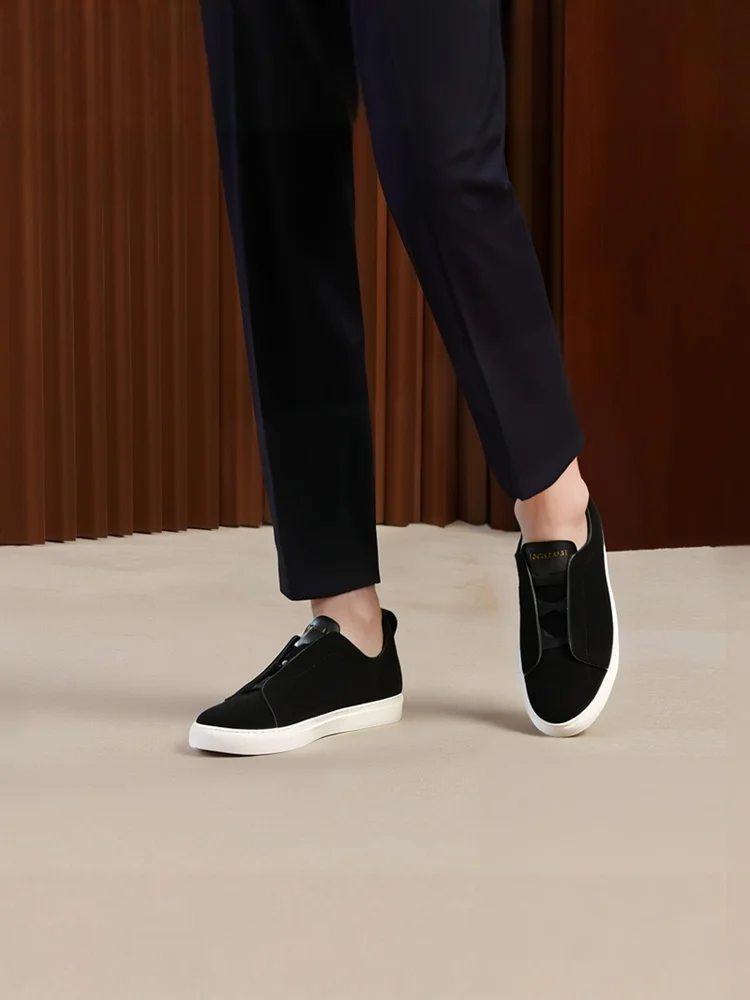 Элитные мужские слипоны из пятицветного бархата, классические низкие кеды для скейтбординга, удобные, дышащие, с кожаной внутренней отделкой
Элитные мужские слипоны из пятицветного бархата, классические низкие кеды для скейтбординга, удобные, дышащие, с кожаной внутренней отделкой