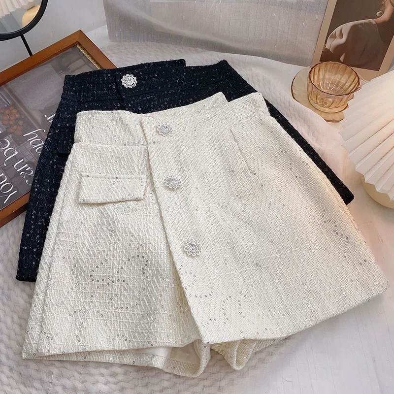 ITOOLIN Women High Waist Tweed Short Button Casual A-line Office Shorts Vintage Women Irregular Trousers 2024 Spring Summer
ITOOLIN Women High Waist Tweed Short Button Casual A-line Office Shorts Vintage Women Irregular Trousers 2024 Spring Summer