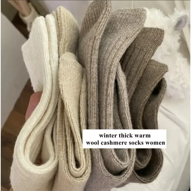 Women Socks Autumn Winter Calcetines Mujer Wool Cashmere Thermal Long Sock for Women Homewear Sleeping Thicken Warm Crew Socks
Women Socks Autumn Winter Calcetines Mujer Wool Cashmere Thermal Long Sock for Women Homewear Sleeping Thicken Warm Crew Socks