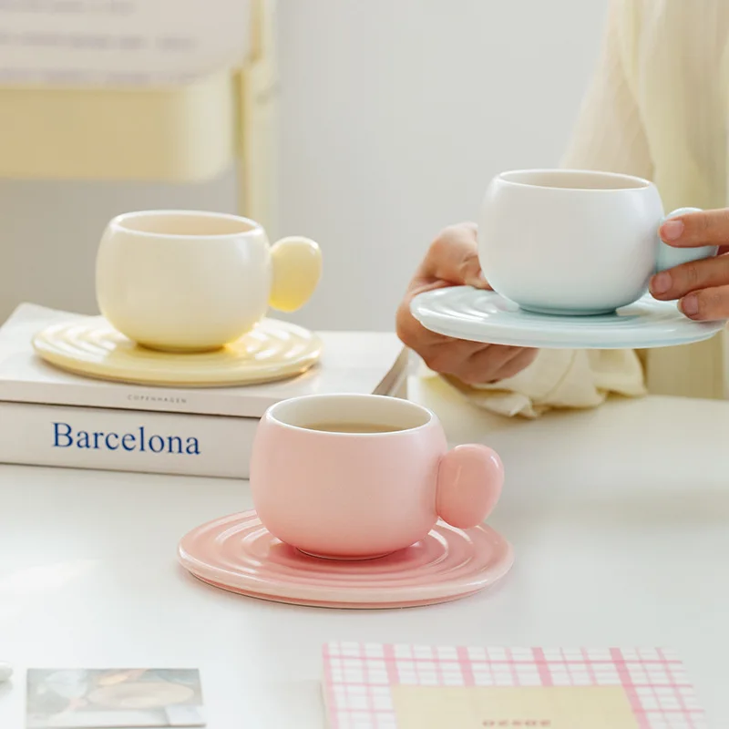 300ML Ceramic Home Coffee Cup with Office Afternoon Tea Creative Nordic Mug Macaroon Simple Set Coffee Cup Plate Home Tea Cup
300ML Ceramic Home Coffee Cup with Office Afternoon Tea Creative Nordic Mug Macaroon Simple Set Coffee Cup Plate Home Tea Cup