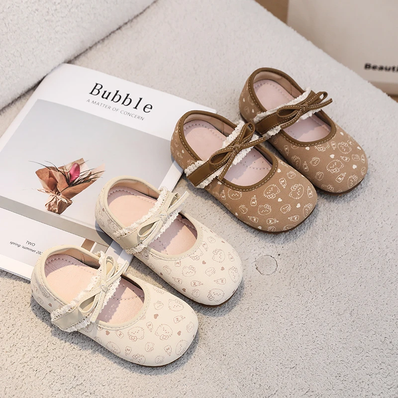 Girls Cute Cartoon Print Mary Jane Flats Lace Bow Soft Sole Non-slip Casual Shoes for Girls Daily Party and School Kids Shoes
Girls Cute Cartoon Print Mary Jane Flats Lace Bow Soft Sole Non-slip Casual Shoes for Girls Daily Party and School Kids Shoes