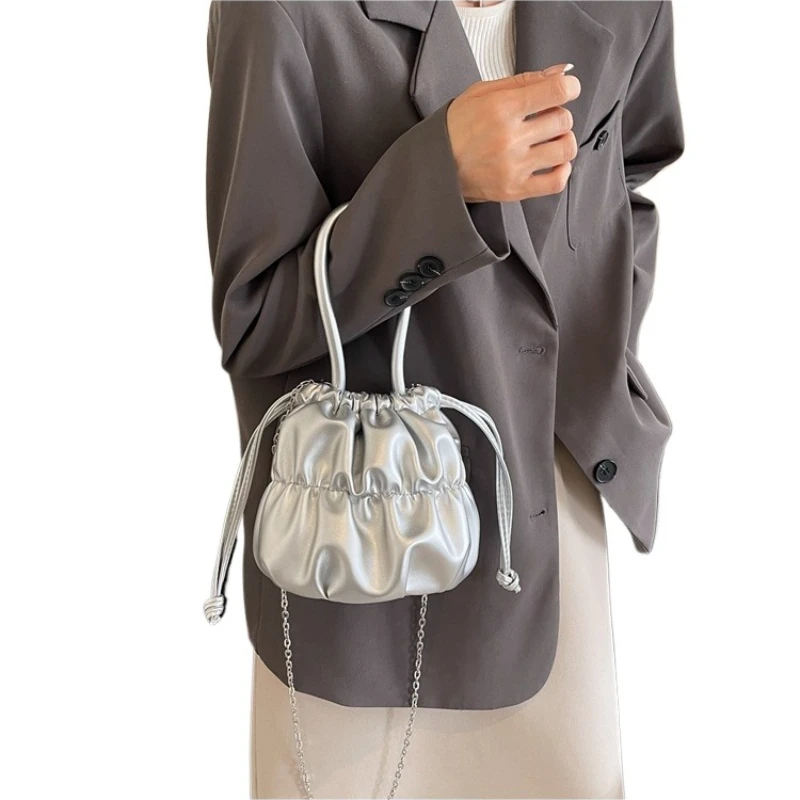 Korean pleated small bag female 2025 spring and summer new niche design drawstring bucket bag fashion shoulder crossbody bags
Korean pleated small bag female 2025 spring and summer new niche design drawstring bucket bag fashion shoulder crossbody bags