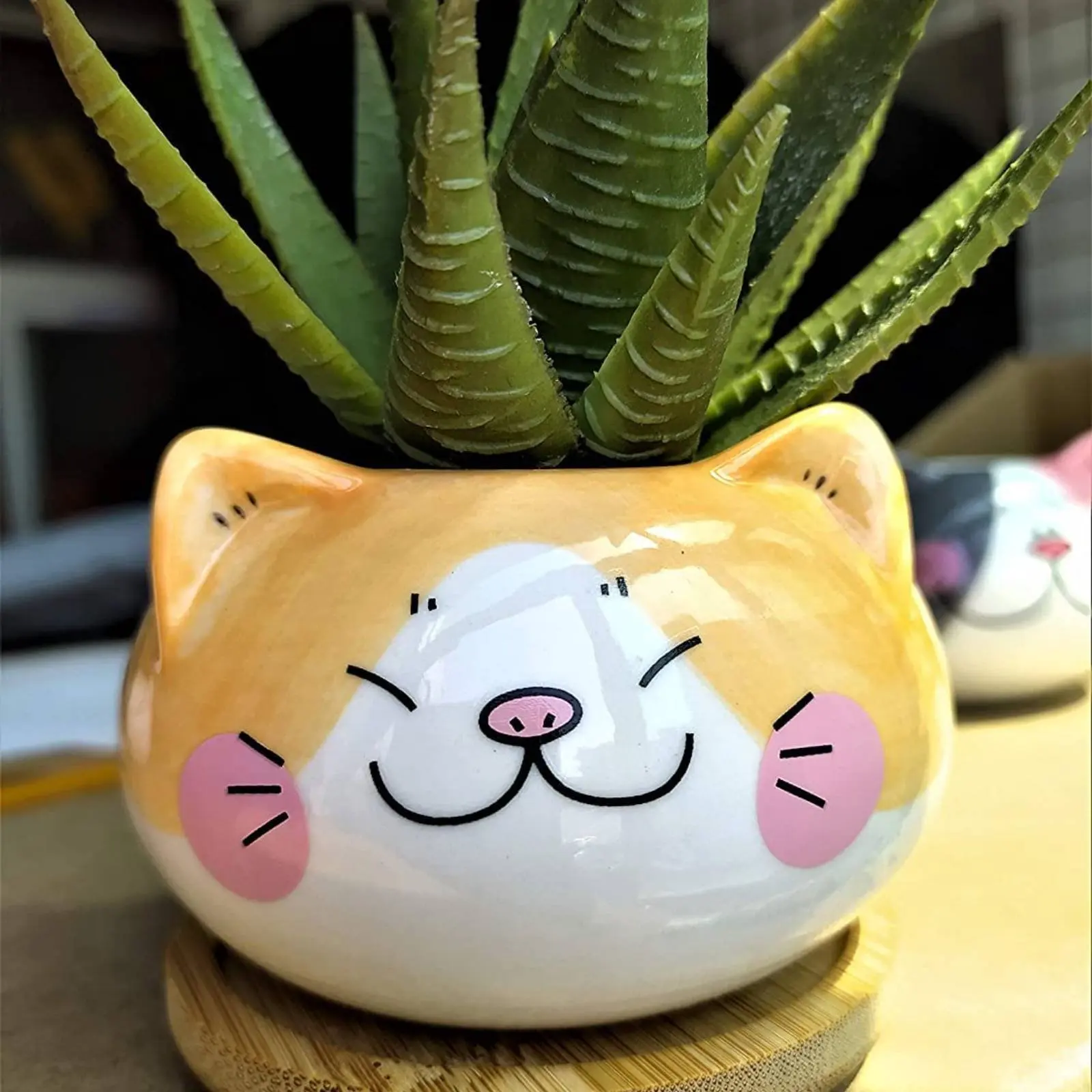 Mini Ceramic Cat Planter With Drainage Hole Cartoon Creature Plant Pot Cute Cat Flower Pot Handmade for Office Desk, Windowsill
Mini Ceramic Cat Planter With Drainage Hole Cartoon Creature Plant Pot Cute Cat Flower Pot Handmade for Office Desk, Windowsill
