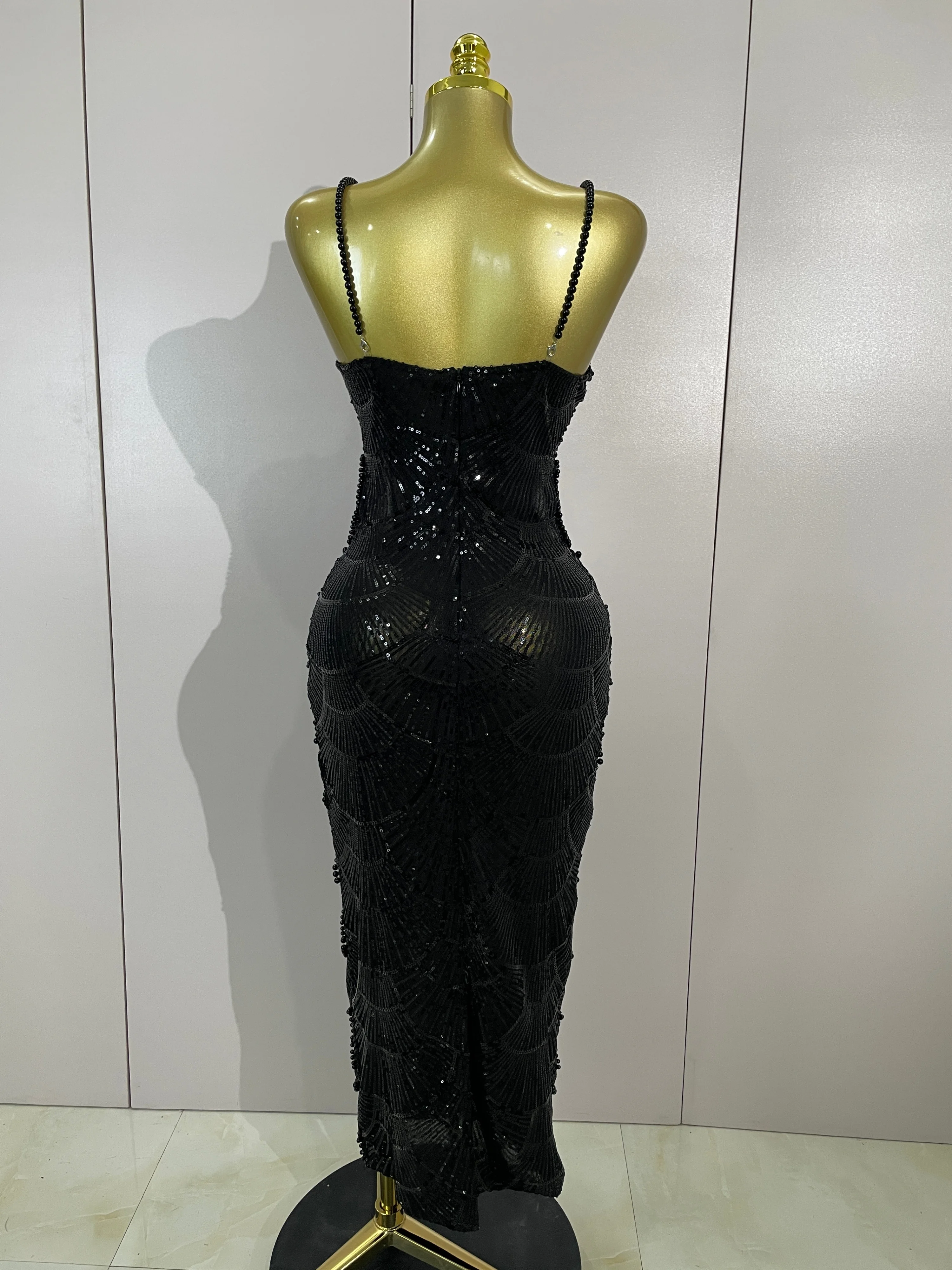 Women Black Sleeveless Sexy Strap Pearl Beading Sequins Bodycon Long Dress Celebrate Evening Party Birthday Club Outfit Vestido
Women Black Sleeveless Sexy Strap Pearl Beading Sequins Bodycon Long Dress Celebrate Evening Party Birthday Club Outfit Vestido