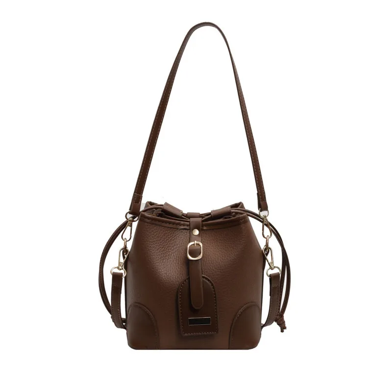 Casual Commuter Large Capacity Shoulder Bag Simple Fashionable Korean Style Sling Bag Women Minimalist Design Bucket Bag
Casual Commuter Large Capacity Shoulder Bag Simple Fashionable Korean Style Sling Bag Women Minimalist Design Bucket Bag
