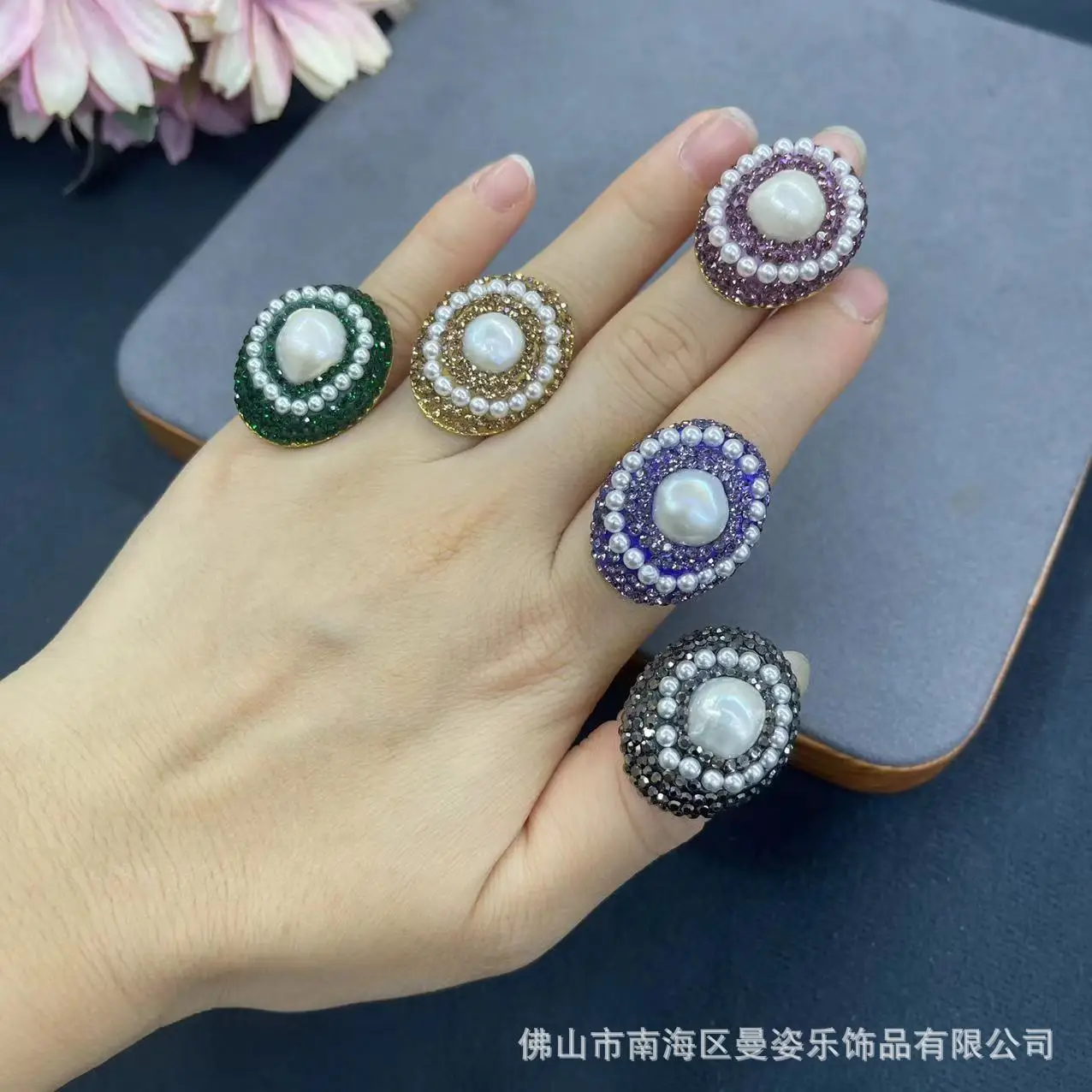 Natural Baroque Reclaimed Pearl Classic Live, French Vintage Medieval Jewelry Wholesale Ring
Natural Baroque Reclaimed Pearl Classic Live, French Vintage Medieval Jewelry Wholesale Ring