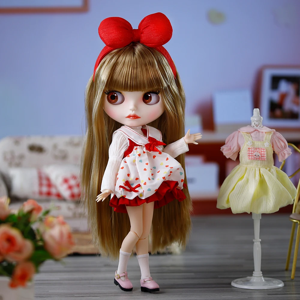 Платье для куклы ICY DBS Blyth, милая короткая юбка с бантом, аниме для девочек 1/6, тело BJD
Платье для куклы ICY DBS Blyth, милая короткая юбка с бантом, аниме для девочек 1/6, тело BJD