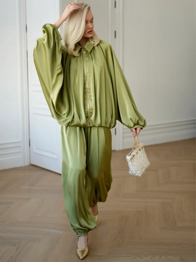 Women Solid Lantern Long Sleeves Pant Suits Casual Lapel Zipper Pleated Loose Jackets Wide-leg Long Pants Sets 2026 Daily Outfit
Women Solid Lantern Long Sleeves Pant Suits Casual Lapel Zipper Pleated Loose Jackets Wide-leg Long Pants Sets 2026 Daily Outfit