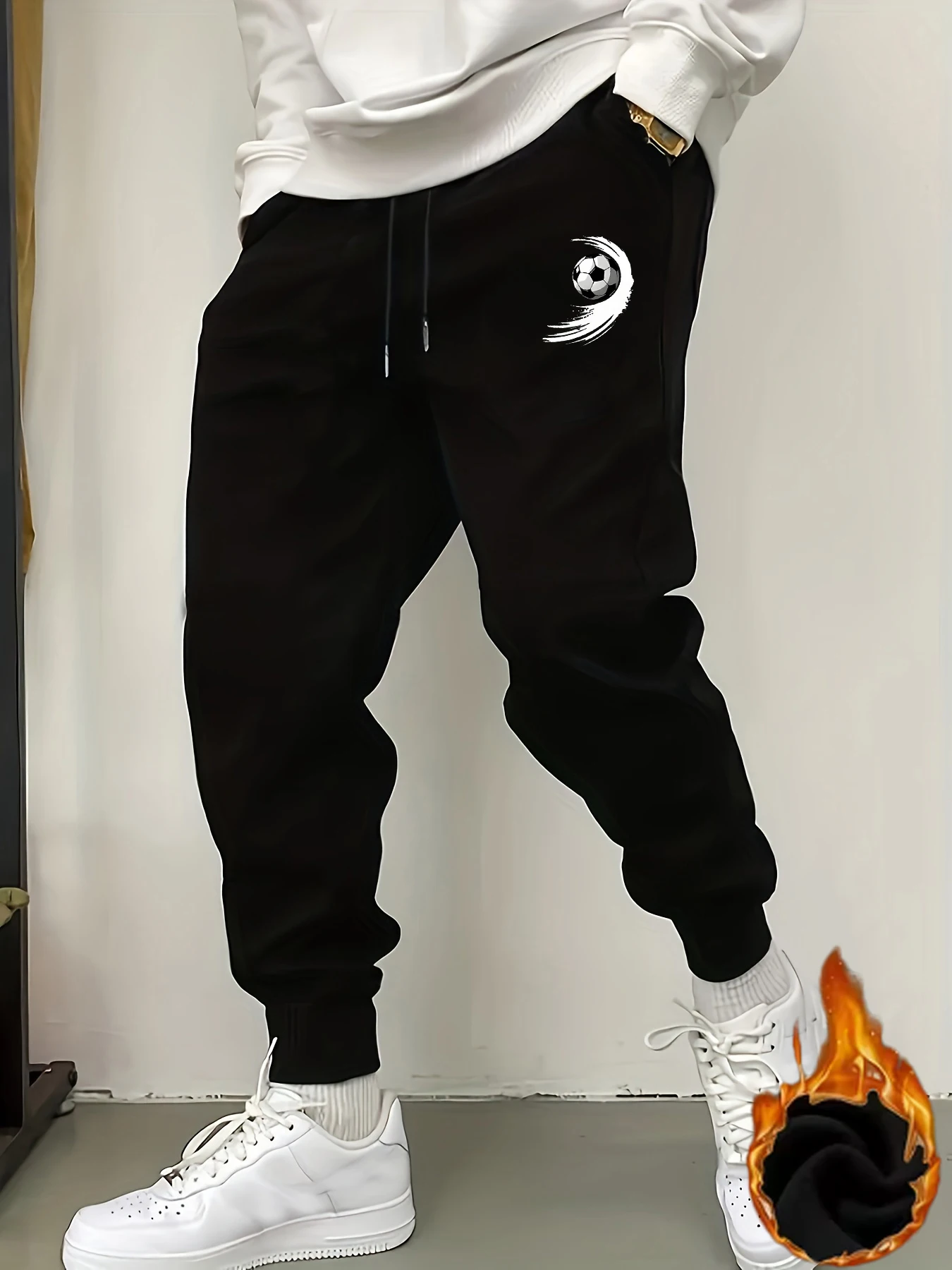 Winter men's thick casual pants, 250g long pants, football print long pants, suitable for daily casual wear, with outdoor warmth
Winter men's thick casual pants, 250g long pants, football print long pants, suitable for daily casual wear, with outdoor warmth