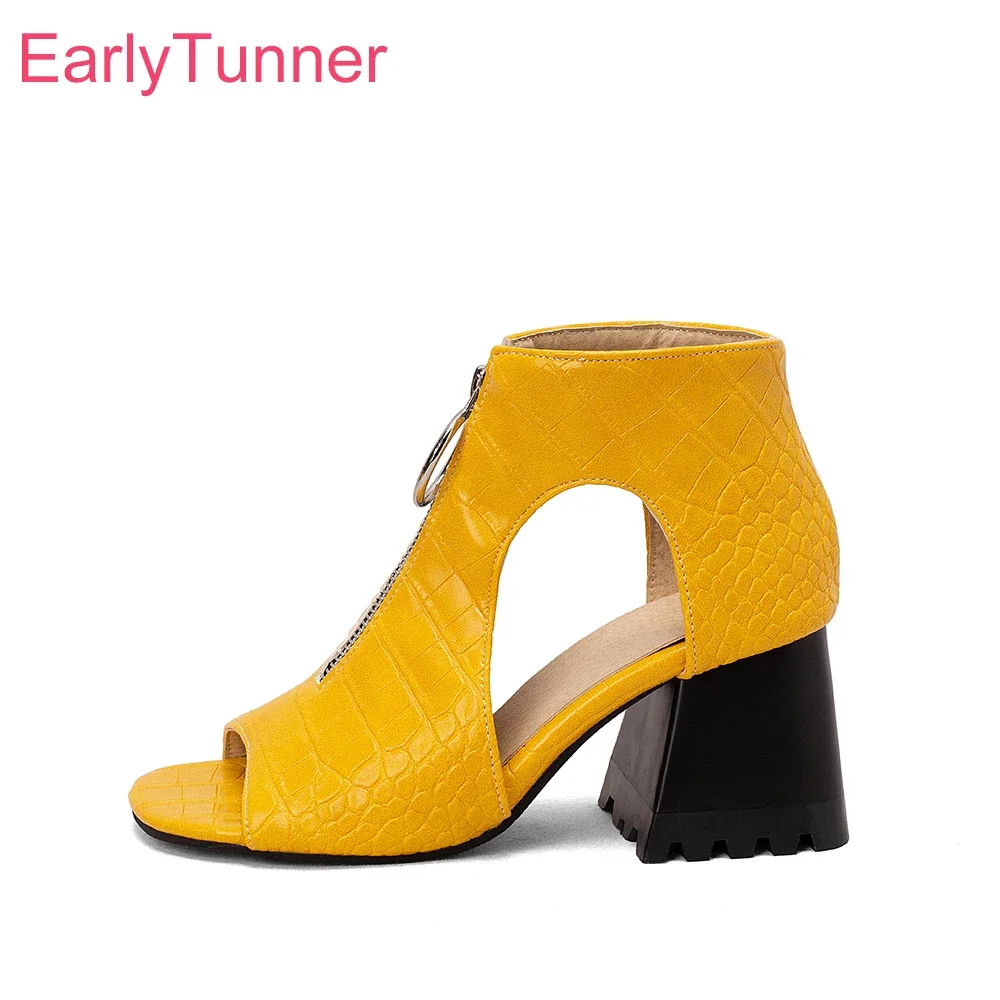 New Summer Elegant Yellow Black Women Sandals Hot High Heels Office Lady Nude Shoes Plus Big Small Size 32 43 45 48
New Summer Elegant Yellow Black Women Sandals Hot High Heels Office Lady Nude Shoes Plus Big Small Size 32 43 45 48