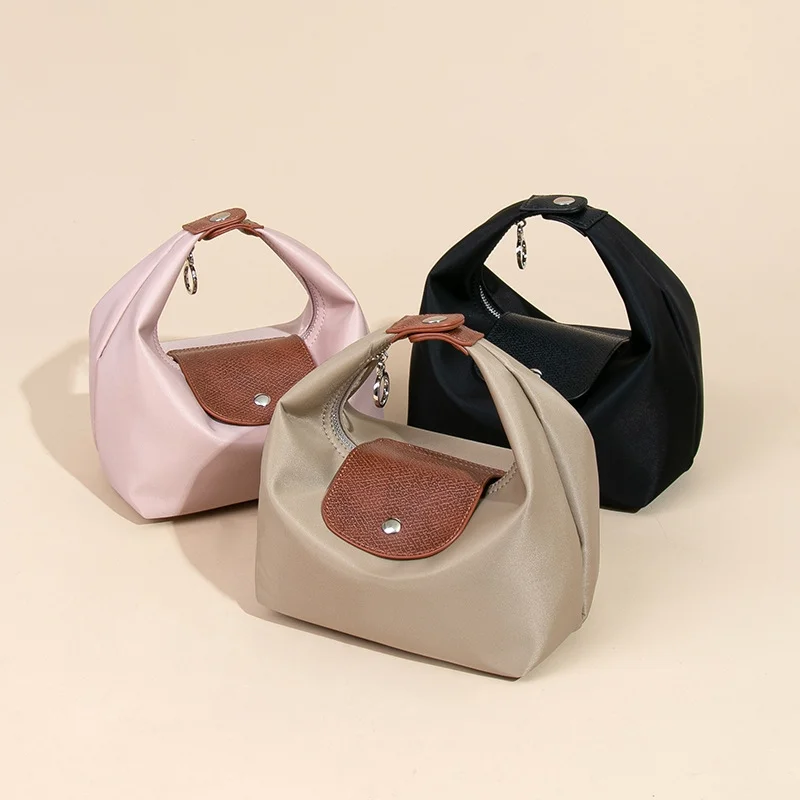 Новая водонепроницаемая сумка-ланчбокс из полиэстера 2026 года, модная повседневная сумка-тофу, текстурированная, универсальная, на одно плечо, кроссбоди
Новая водонепроницаемая сумка-ланчбокс из полиэстера 2026 года, модная повседневная сумка-тофу, текстурированная, универсальная, на одно плечо, кроссбоди