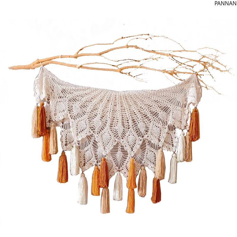Natural dead branch pendant handmade retro lace Nordic porch sofa decoration wall fringed tapestry
Natural dead branch pendant handmade retro lace Nordic porch sofa decoration wall fringed tapestry