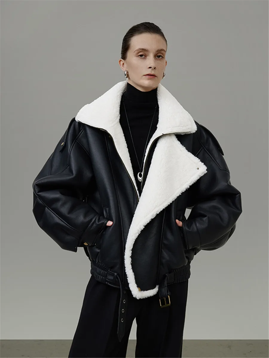 Women's ort Fce Lined Thi Warm Winter Jaet Biker Sle Fur Leather Coat Barn Wind Resistant Daily Wear Simulation Fur
Women's ort Fce Lined Thi Warm Winter Jaet Biker Sle Fur Leather Coat Barn Wind Resistant Daily Wear Simulation Fur