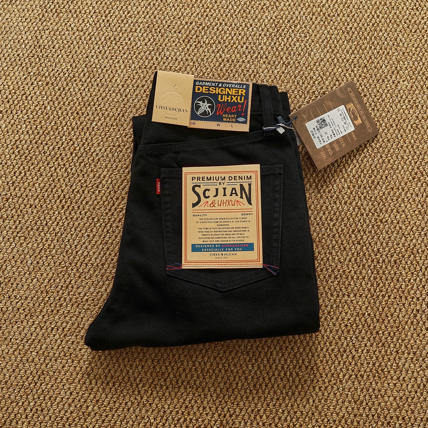 Advanced Washed Black American Retro Distressed Straight Jeans for Men Autumn and Winter Heavyweight Thick Simple Loose Trousers
Advanced Washed Black American Retro Distressed Straight Jeans for Men Autumn and Winter Heavyweight Thick Simple Loose Trousers