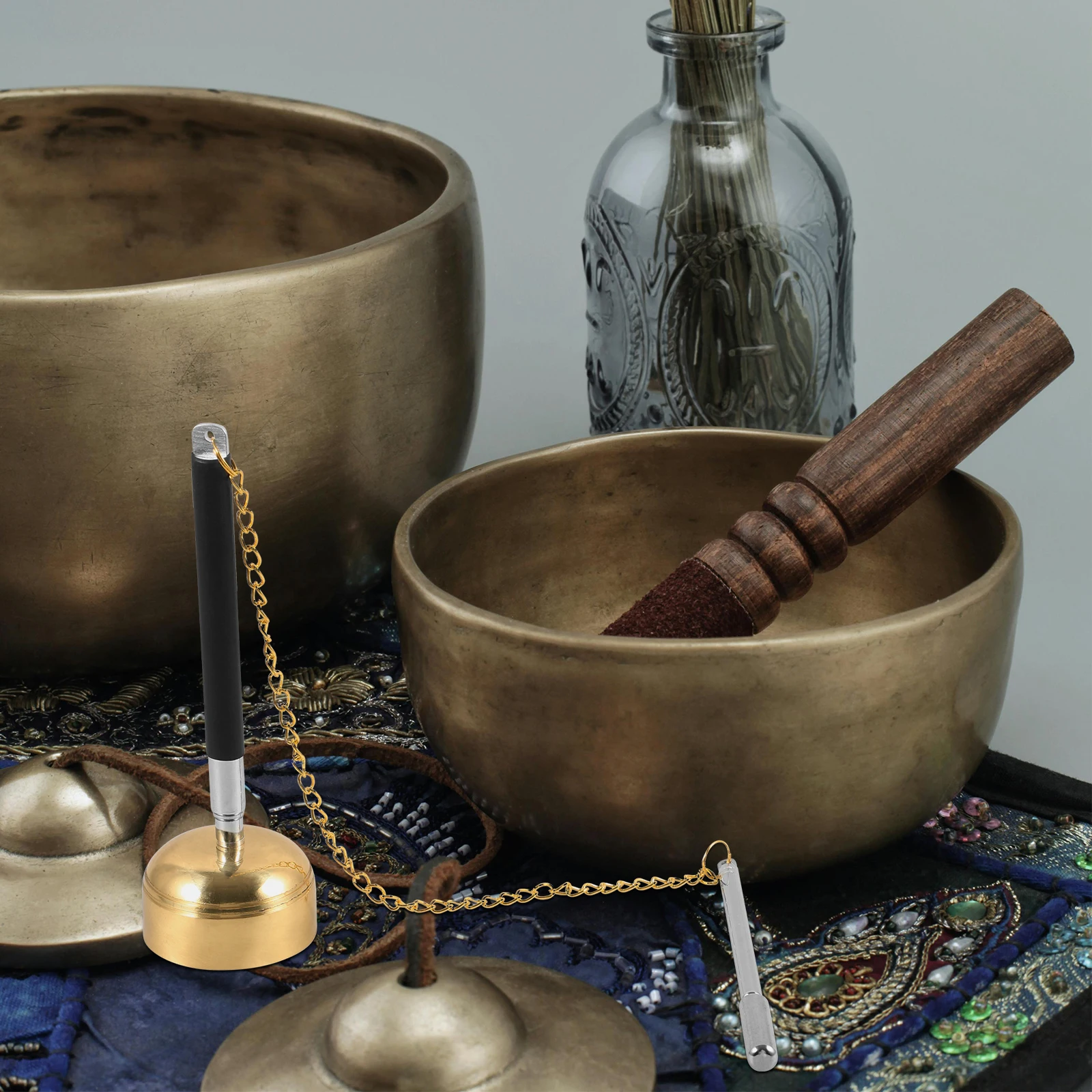 1Pcs Elegant Copper Prayer Bell Lightweight Portable Percussion Bell for Buddhists
1Pcs Elegant Copper Prayer Bell Lightweight Portable Percussion Bell for Buddhists