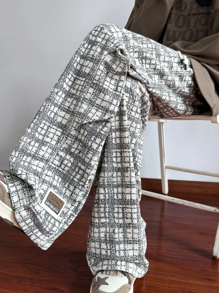 Мужские брюки в американском ретро-стиле, в клетку, из вельвета, прямого кроя, повседневные, спортивные, широкие, длинные, весна-осень
Мужские брюки в американском ретро-стиле, в клетку, из вельвета, прямого кроя, повседневные, спортивные, широкие, длинные, весна-осень